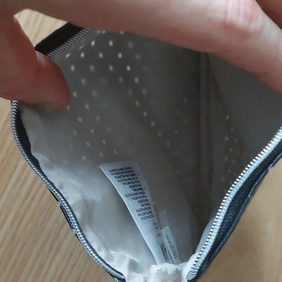 H&M pouch - Picture 3 of 3